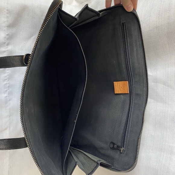 IL Bisonte Black Leather Briefcase GDLC_IB001 - Picture 7 of 13